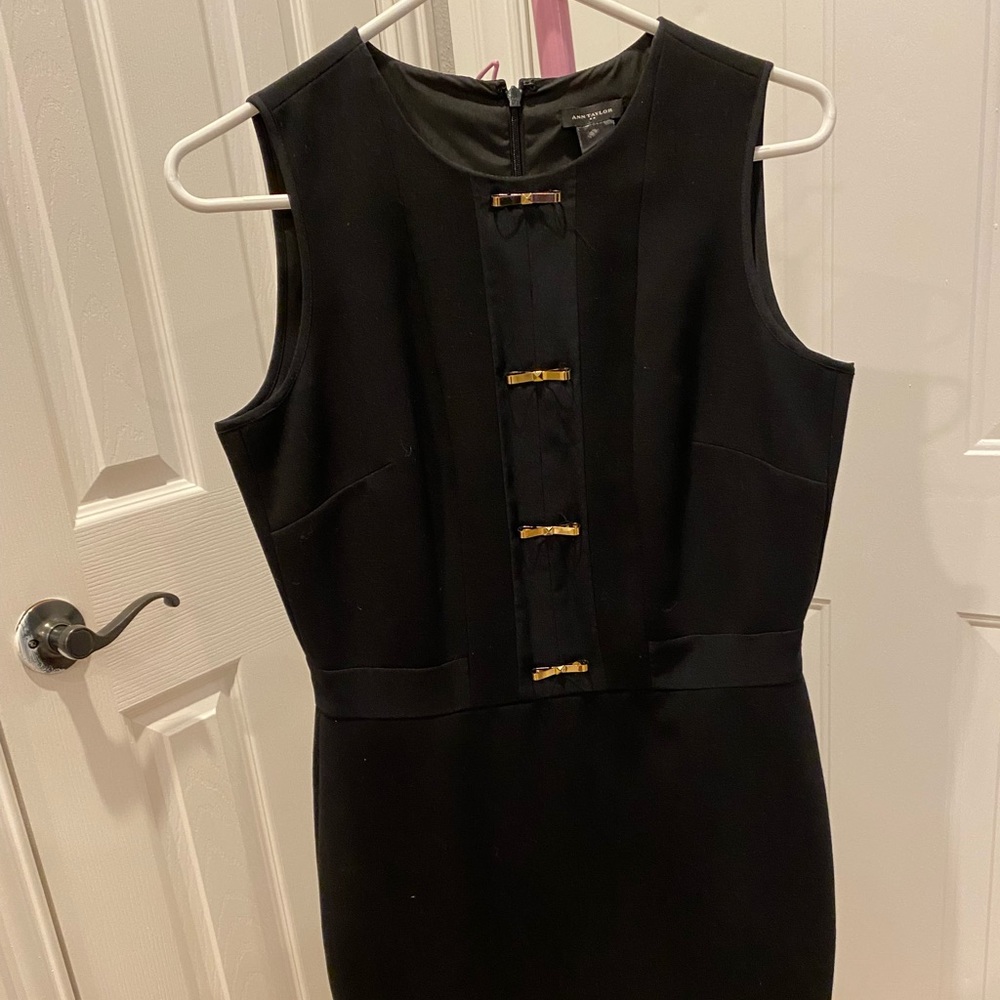 Ann Taylor Navy, size 2